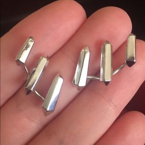 GUC Silver Billy Ear Climbers